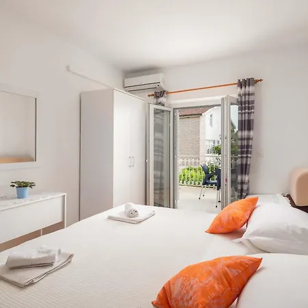 Magic With Sea View Daire Makarska