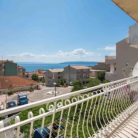 Daire Magic With Sea View Makarska